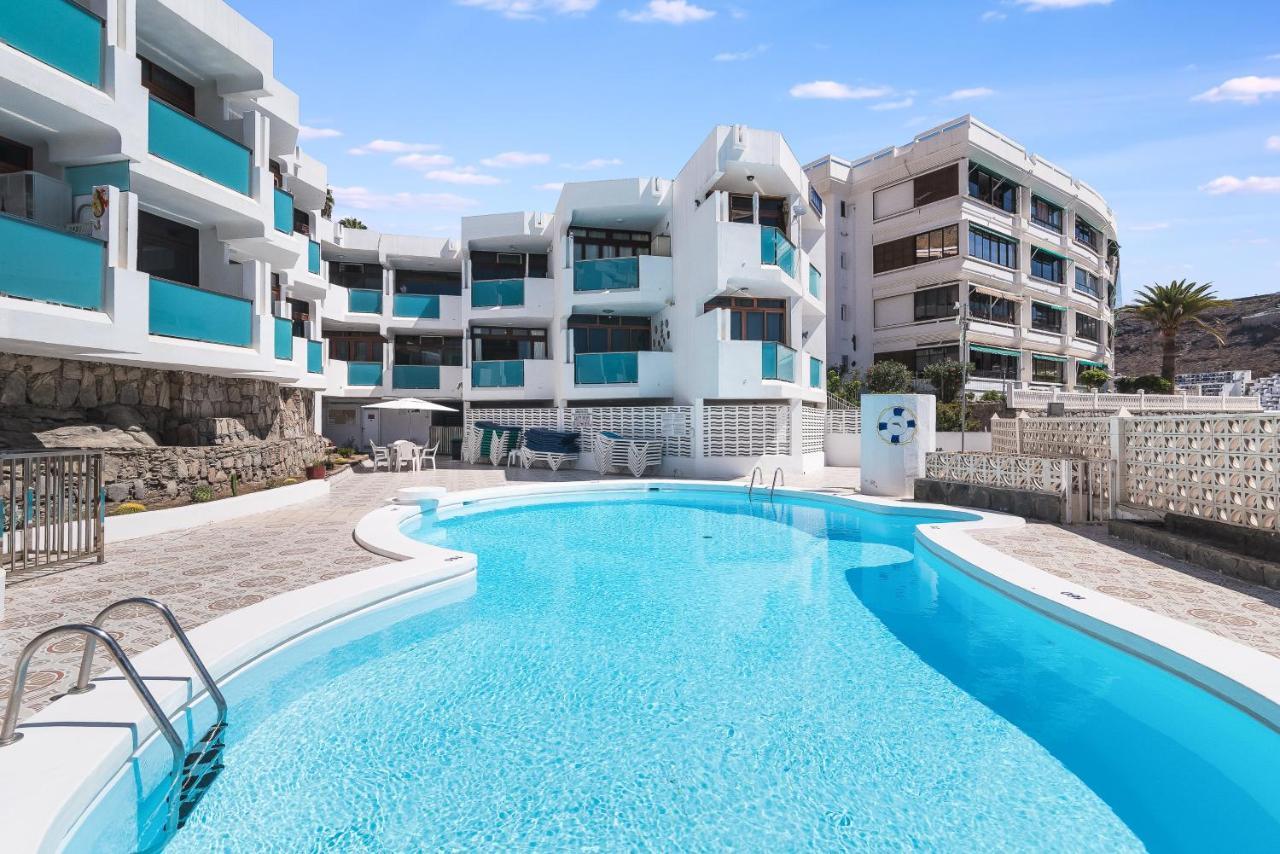 Chic, Cosy & Quiet Apartment Near The Beach Mogan Luaran gambar