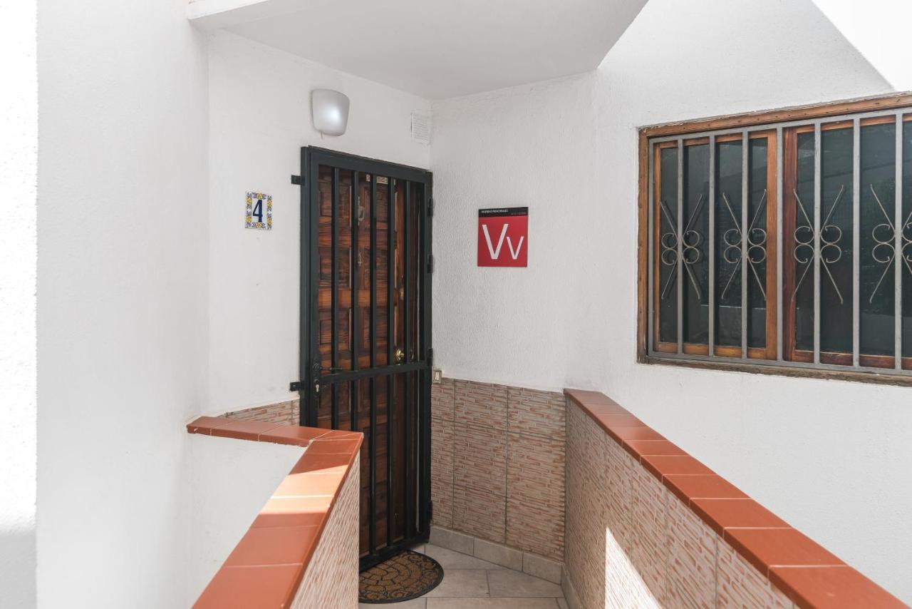 Chic, Cosy & Quiet Apartment Near The Beach Mogan Luaran gambar